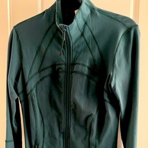 GUC lululemon define jacket size 10 forest green